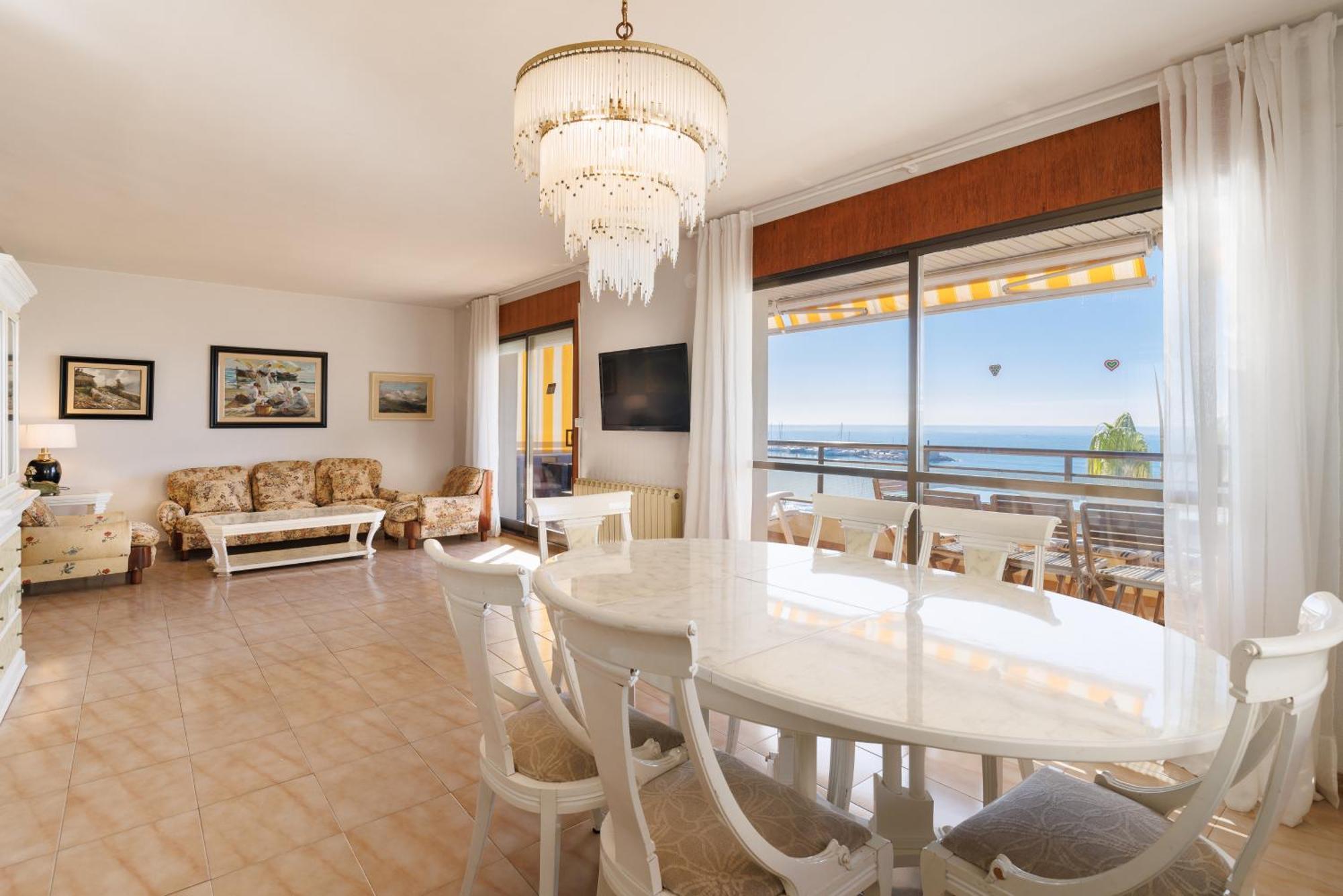 Apartament Apartamento Para 8 Sobre El Mar Salou Zewnętrze zdjęcie